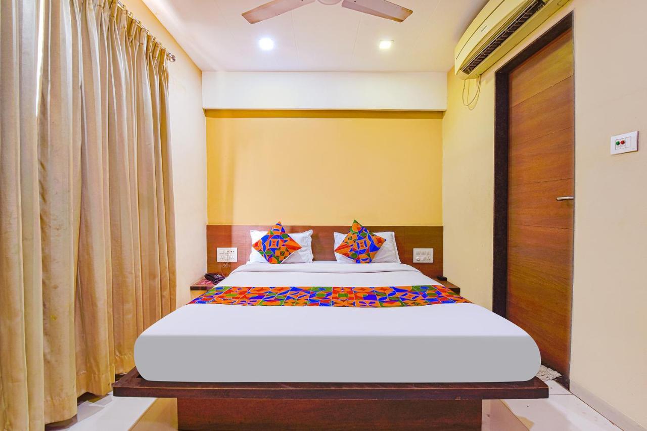 סוראט Fabhotel Rb Residency מראה חיצוני תמונה