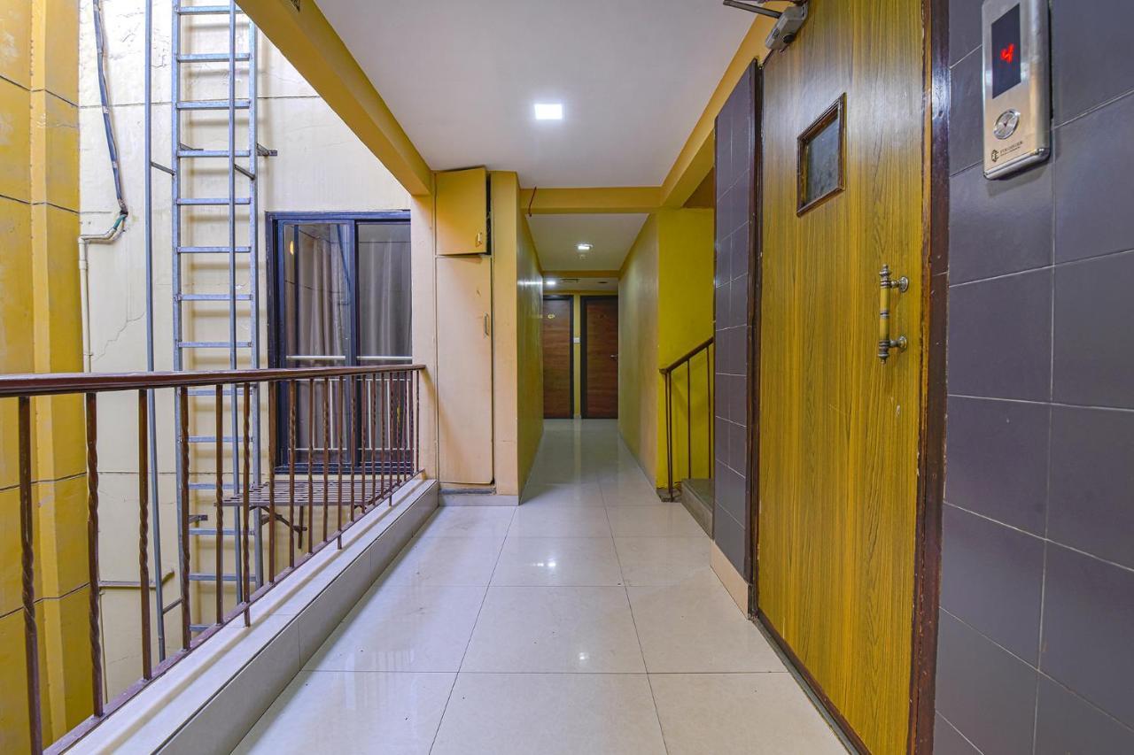סוראט Fabhotel Rb Residency מראה חיצוני תמונה