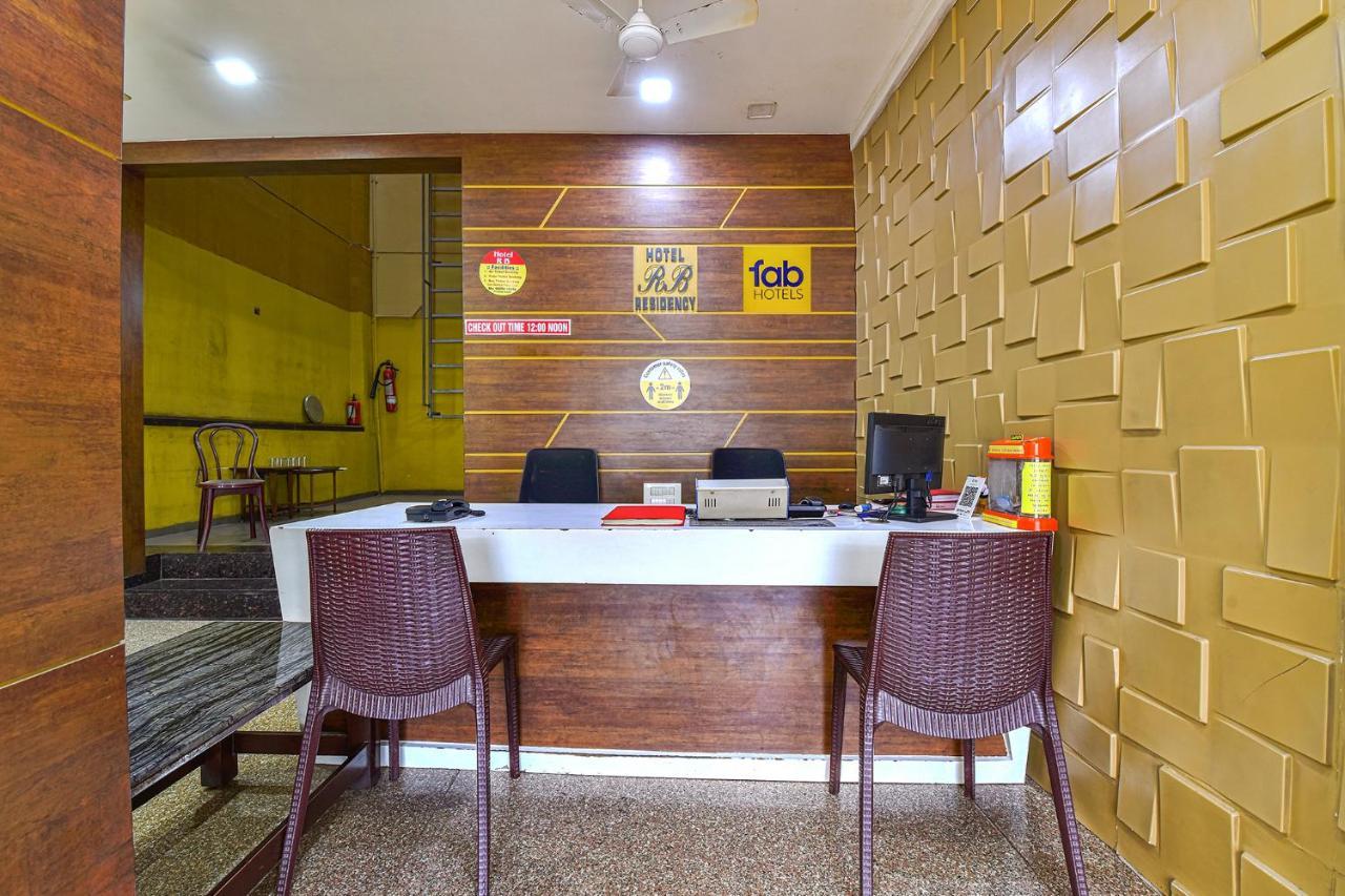 סוראט Fabhotel Rb Residency מראה חיצוני תמונה