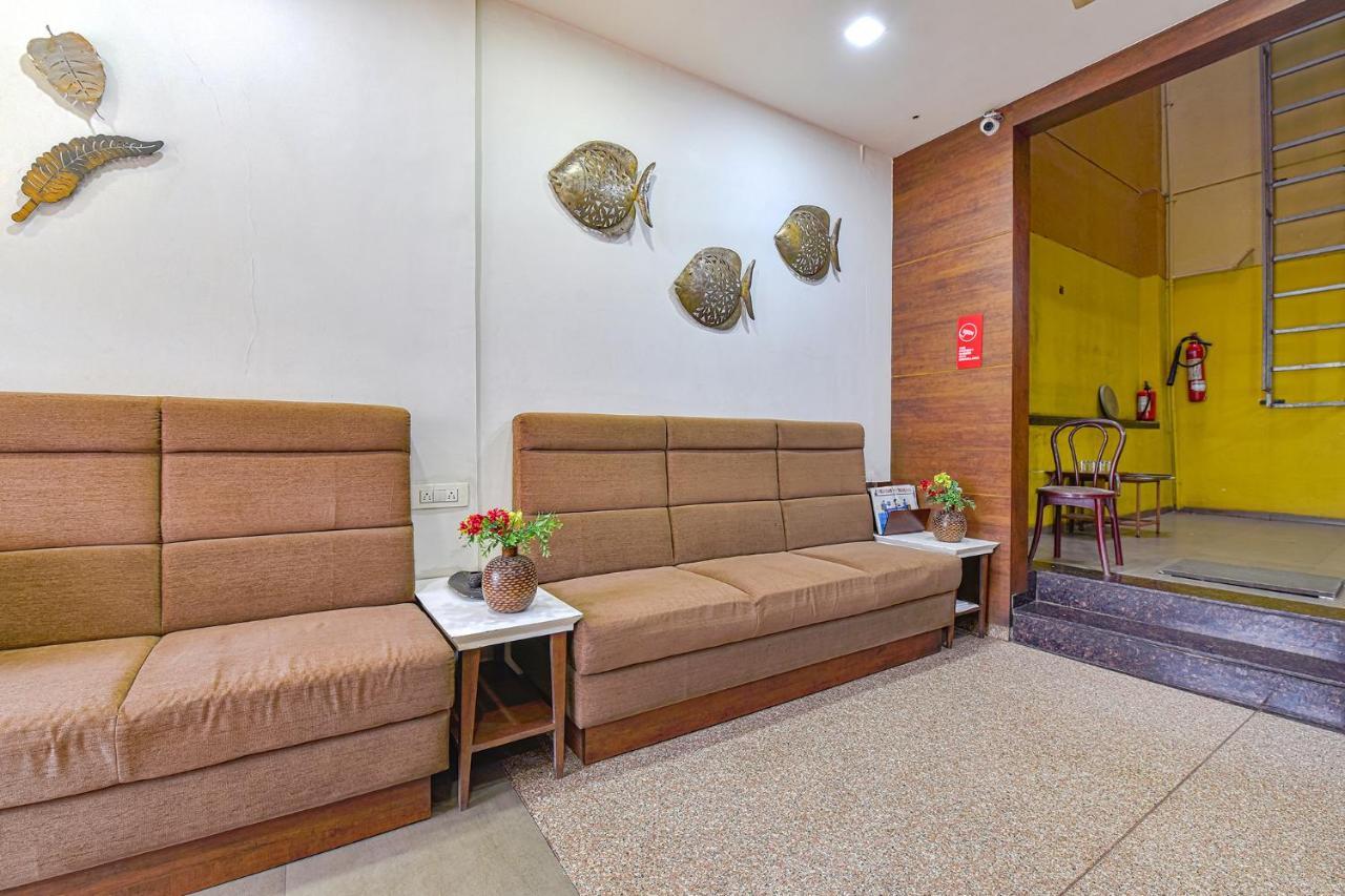 סוראט Fabhotel Rb Residency מראה חיצוני תמונה
